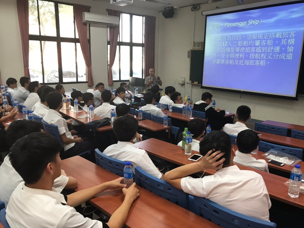 中正高工汽車科來訪 老師介紹